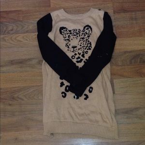 A sweater dress 👗